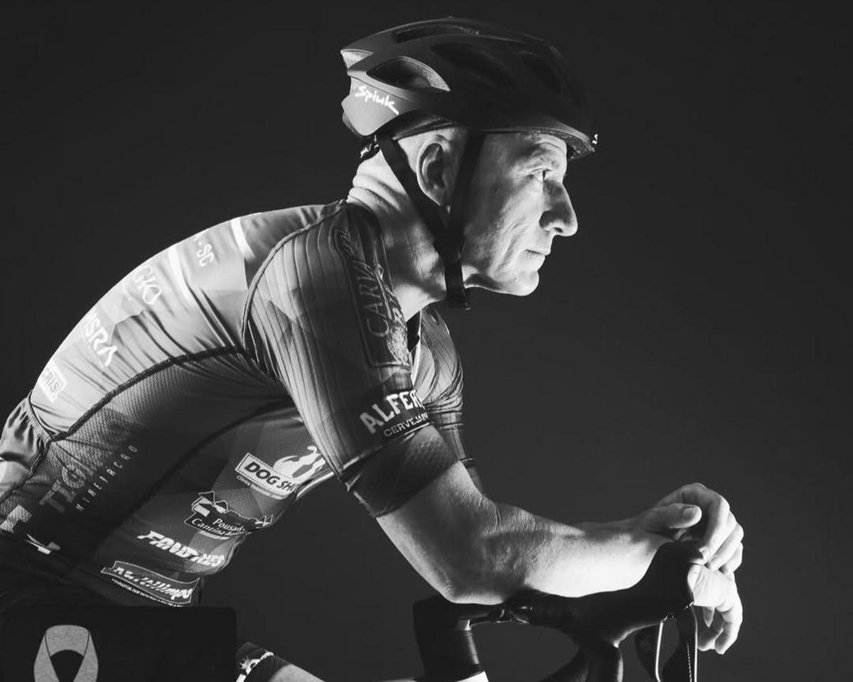 Tragédia no esporte: ciclista de 57 anos morre durante competição em Pomerode e comove o Vale do Itajaí