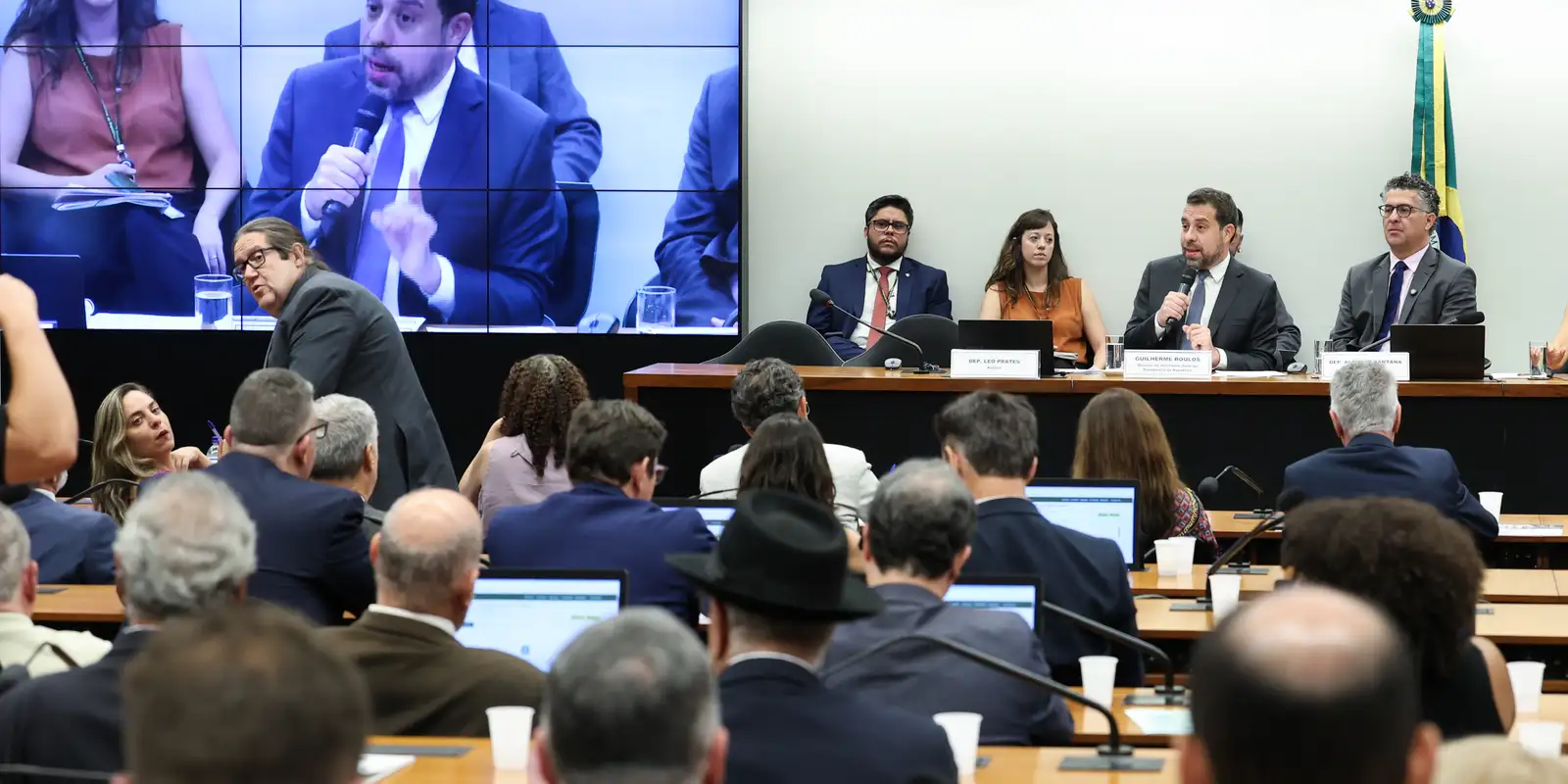 Guilherme Boulos critica proposta de compensação a empresas pelo fim da escala 6x1