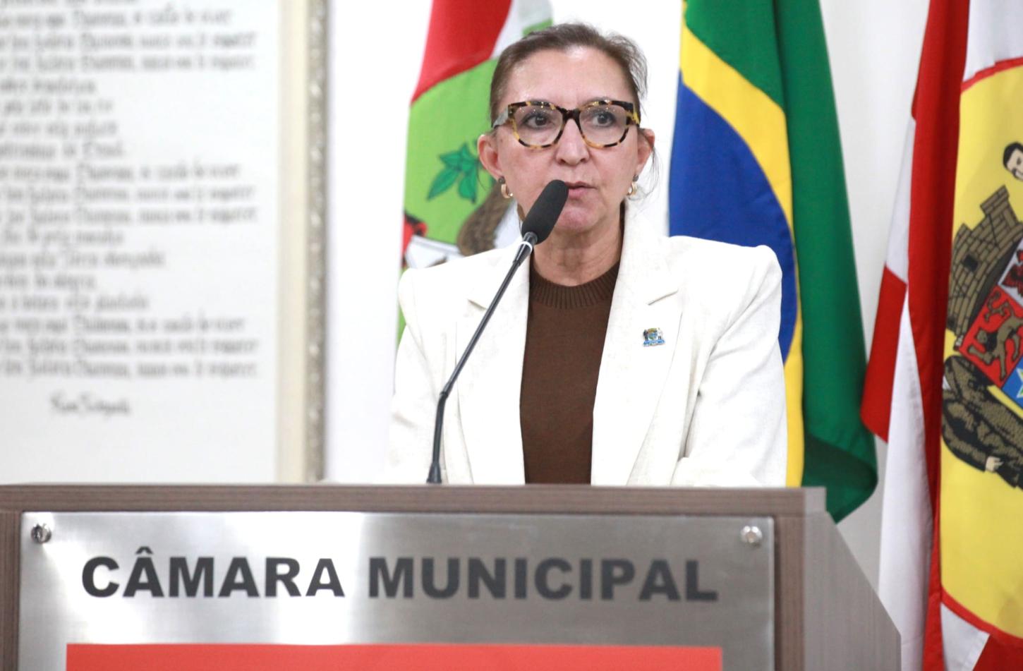 Câmara de Blumenau aprova reajuste aos servidores públicos municipais 