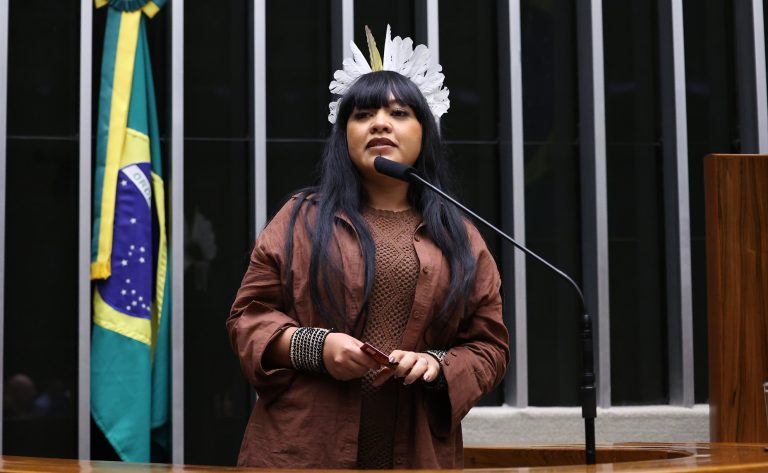 Comissão da Câmara aprova proposta que agrava pena no Código Penal para agressões contra mulheres