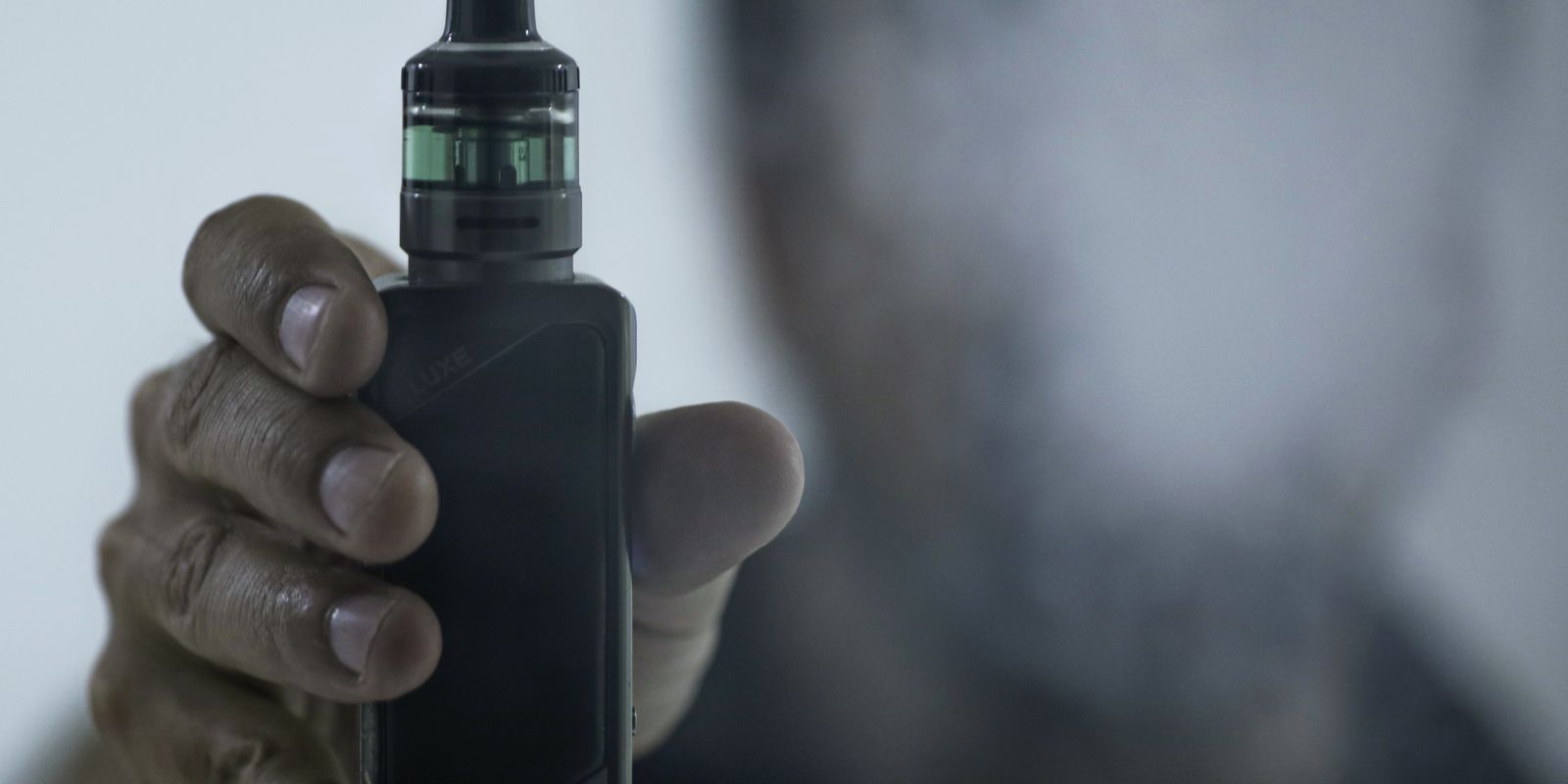 Dia Mundial sem Tabaco: tecnologias inovadoras disfarçam cigarros eletrônicos e representam risco à saúde
