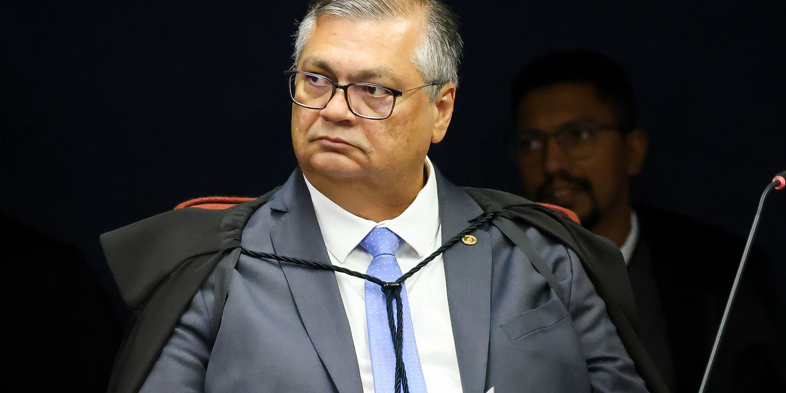 Flávio Dino concede prazo de 10 dias para plano contra incêndios florestais na Amazônia