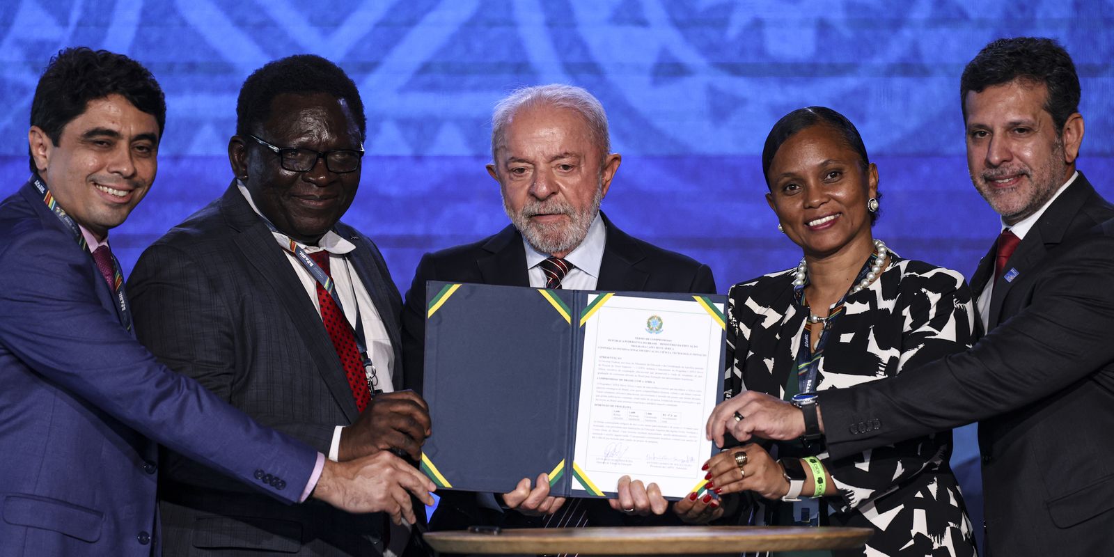 Presidente Lula destaca educação e inteligência artificial como pilares para soberania do Brasil e da África