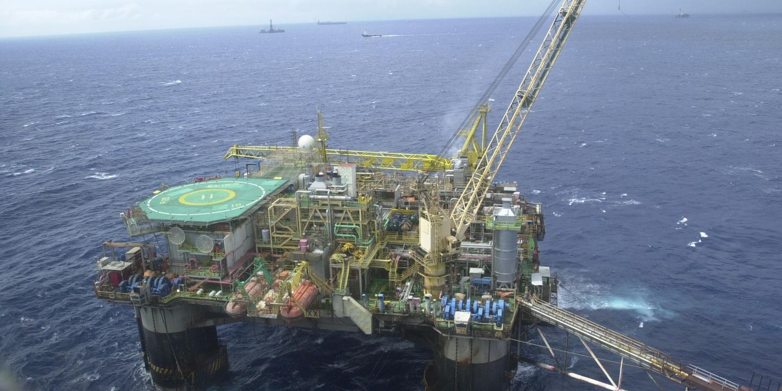 Brasil alcança produção recorde de petróleo e gás em março, em contexto de tensões no Irã