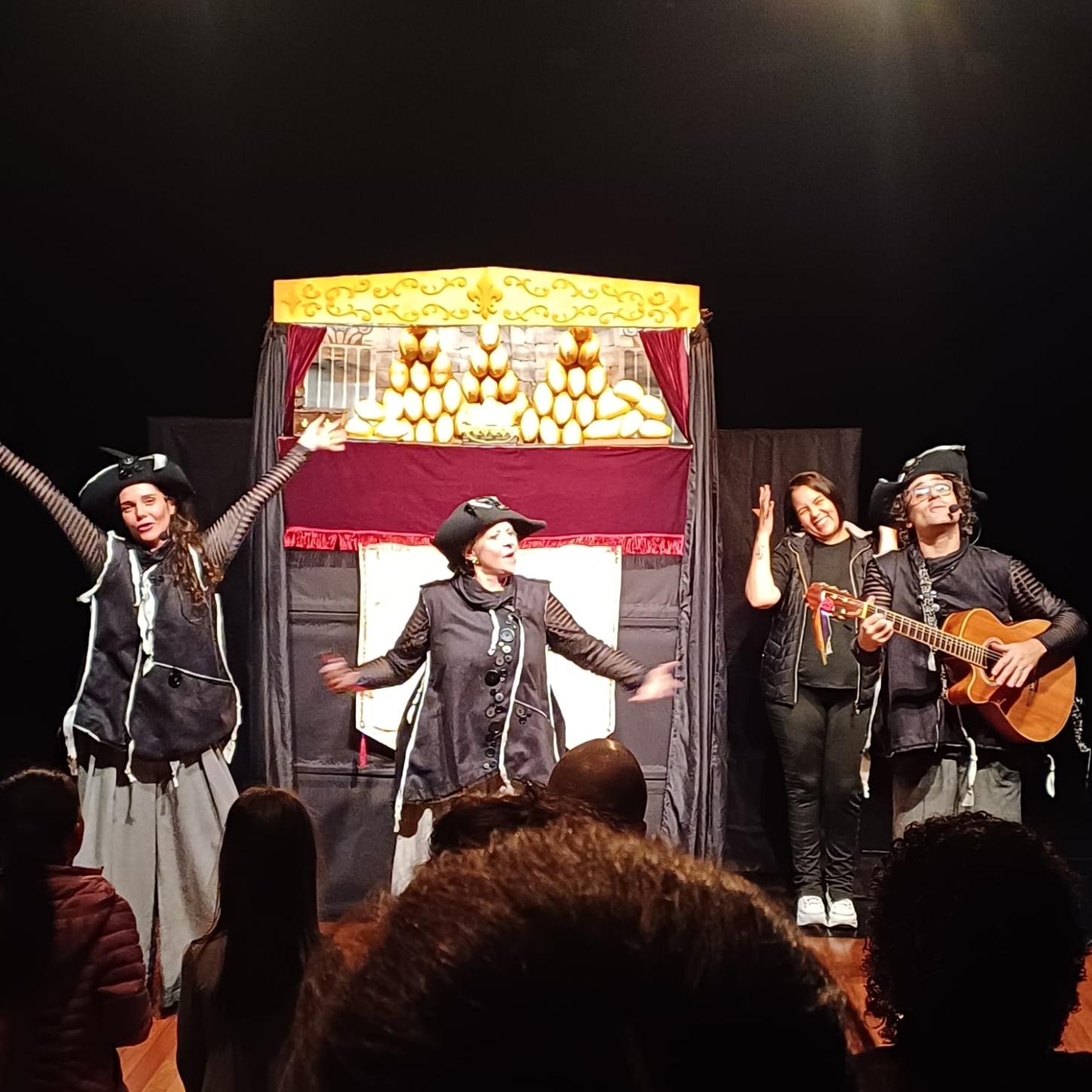 Espetáculo “Kasperl e o Pão que o Diabo Amassou” leva tradição do teatro de bonecos alemão a Blumenau