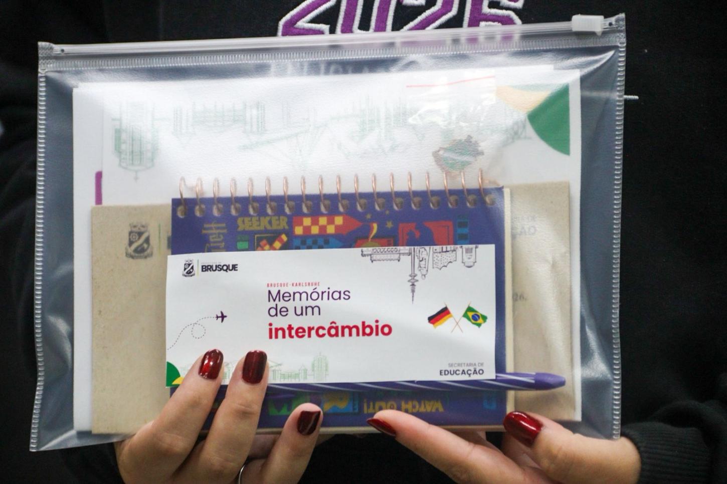 Estudantes de Brusque embarcam para intercâmbio cultural na Alemanha 