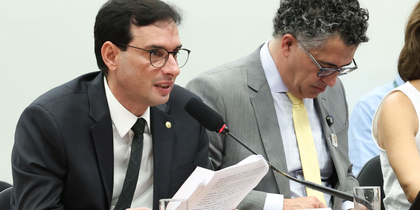 PEC 221/19: relator sugere fim da escala 6x1 com repouso semanal preferencialmente aos domingos