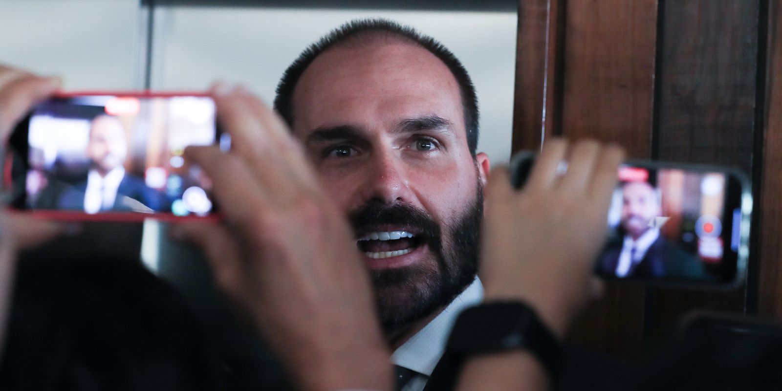 PGR solicita condenação de Eduardo Bolsonaro por coação ao Supremo
