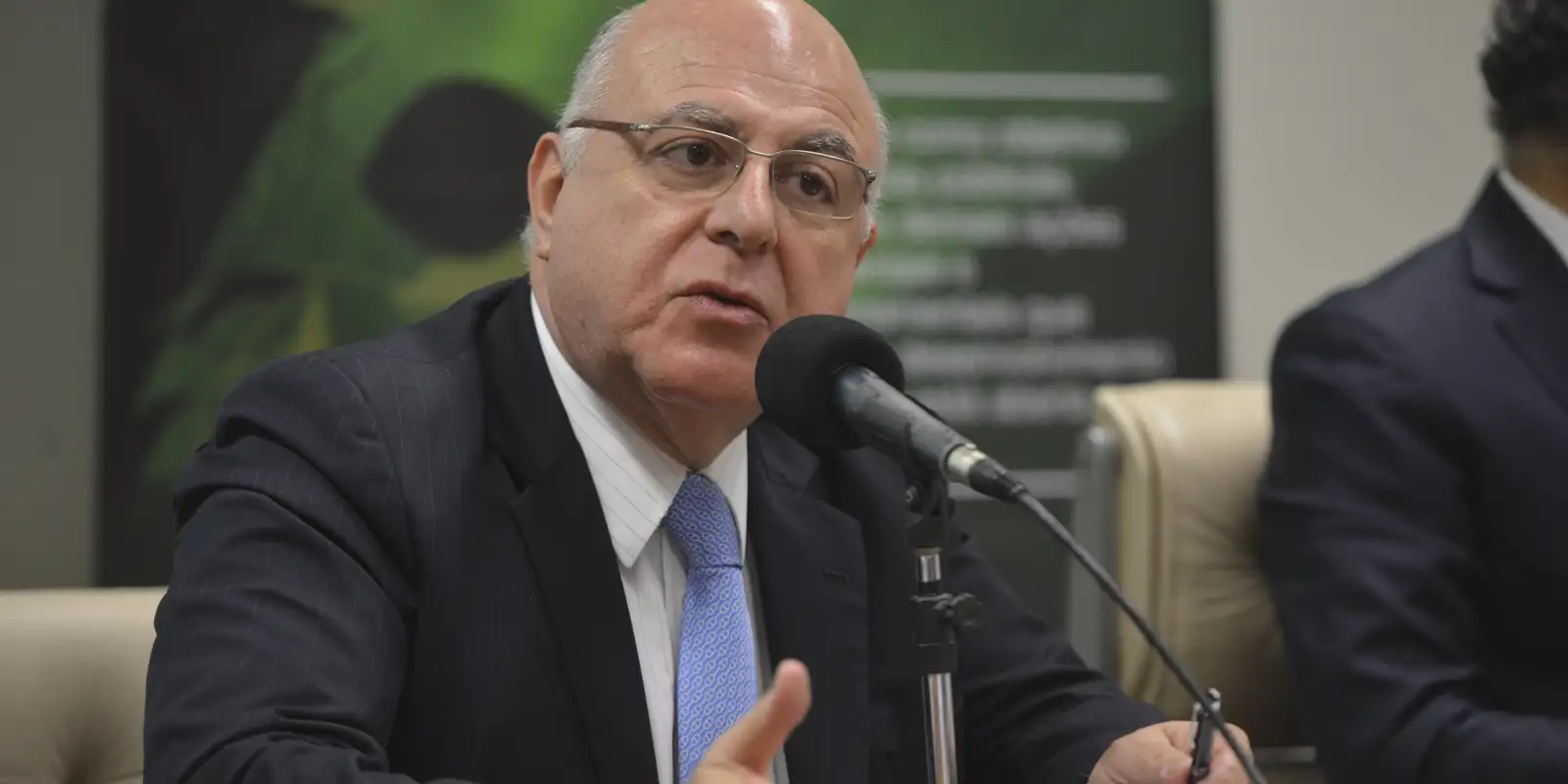 Deputado Arnaldo Jardim propõe comitê para definir minerais estratégicos em nova Política Nacional