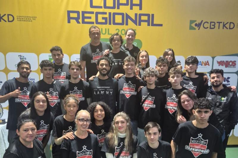 TAEKWONDO DE ITAJAÍ CONQUISTA TÍTULOS E VAGAS PARA O GRAND SLAM