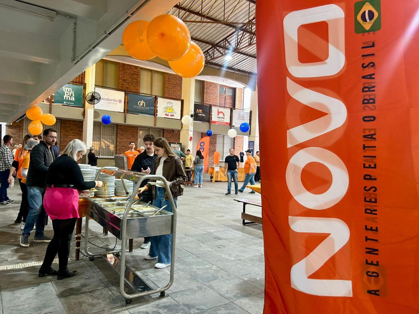 Tradicional macarronada do NOVO volta a reunir filiados e apoiadores em Blumenau
