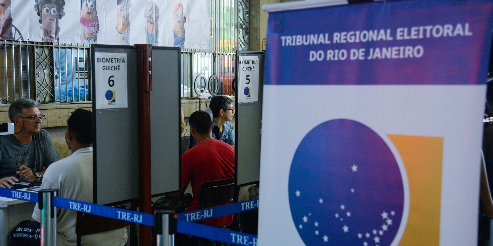 TRE-RJ estende horário de atendimento para regularização do título de eleitor