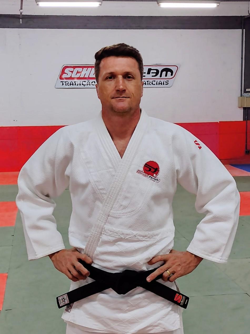 Blumenau tem atleta e técnico convocados para a Seleção Brasileira de Judô