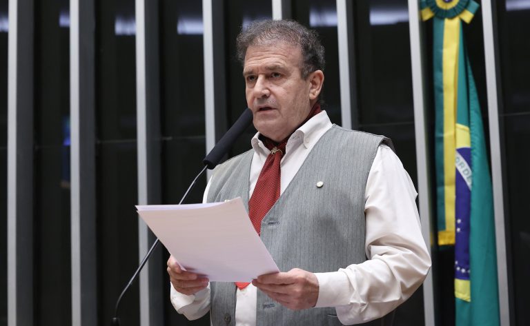 Câmara aprova criação do título Cidade Amiga do Idoso para municípios com destaque em políticas públicas para pessoas idosas