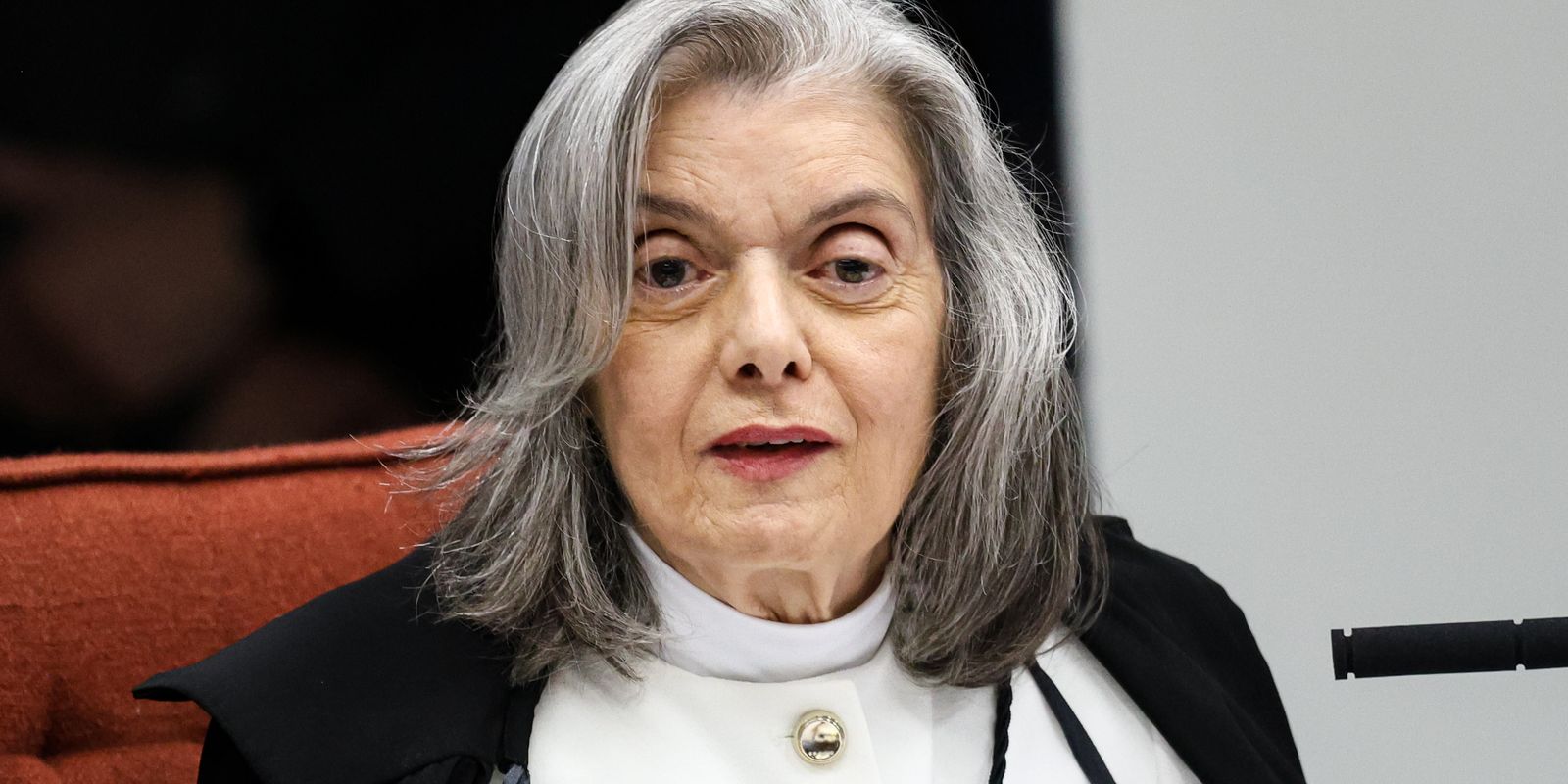 Cármen Lúcia defende que Poder Judiciário priorize credibilidade sobre popularidade