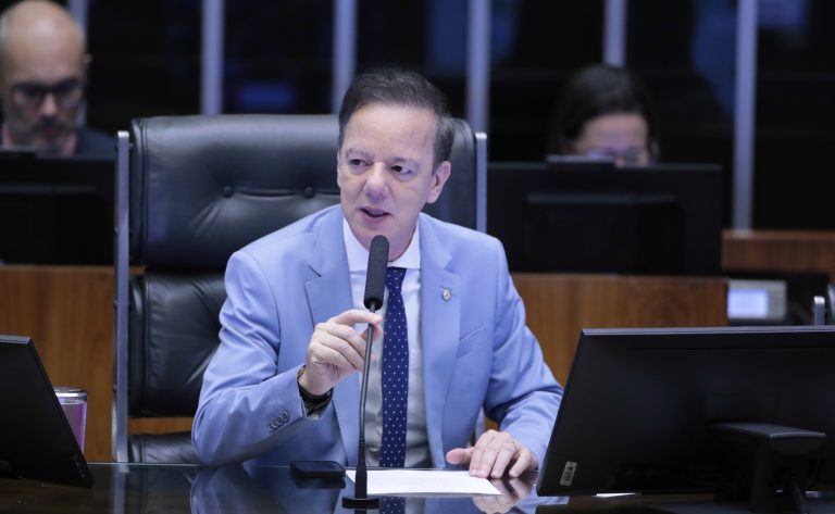 Comissão da Câmara aprova diretrizes para monitoramento de estudantes com deficiência no ensino superior