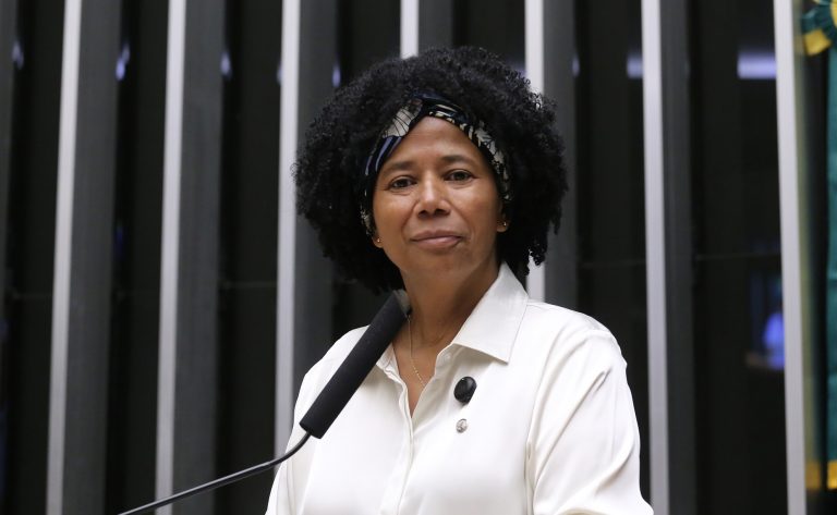 Câmara aprova prioridade para idosos em vulnerabilidade sem apoio familiar em instituições de longa permanência