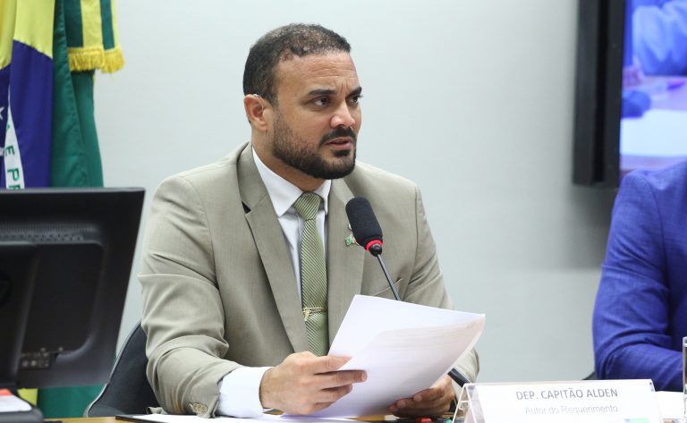 Comissão de Segurança Pública aprova porte de arma para corretores de imóveis
