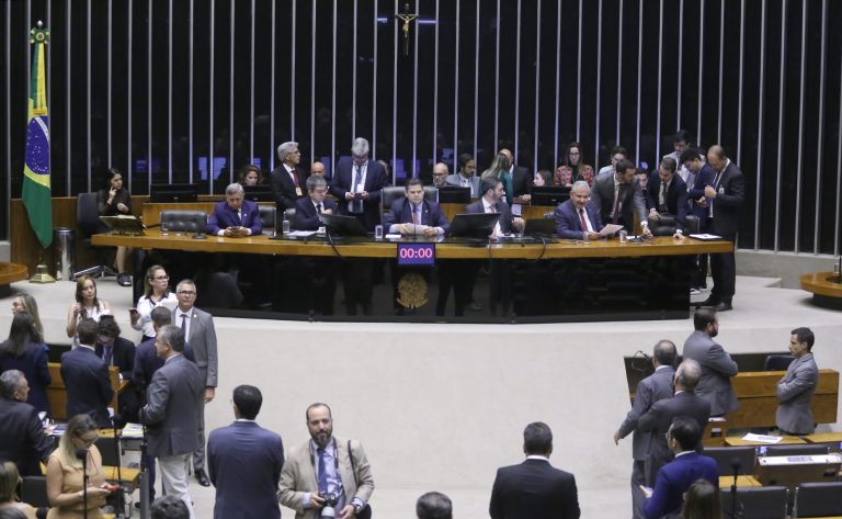 Congresso Nacional agenda sessão conjunta para analisar vetos presidenciais nesta quinta-feira