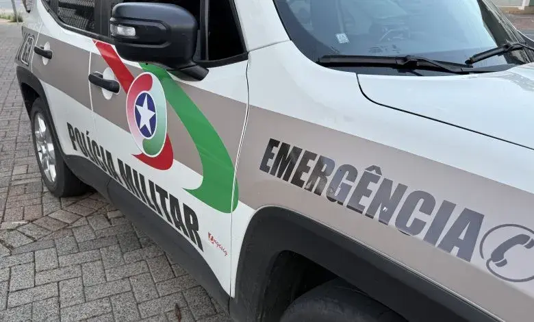 Discussão de casal termina na delegacia após suspeita de violência doméstica em Indaial
