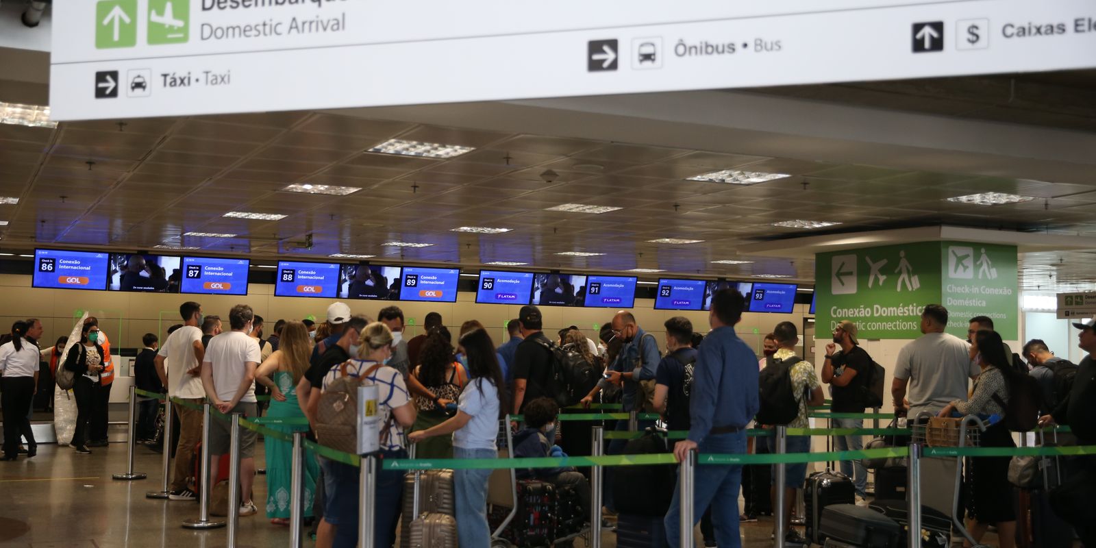 Aeroportos brasileiros esperam 400 mil passageiros no feriado de Corpus Christi