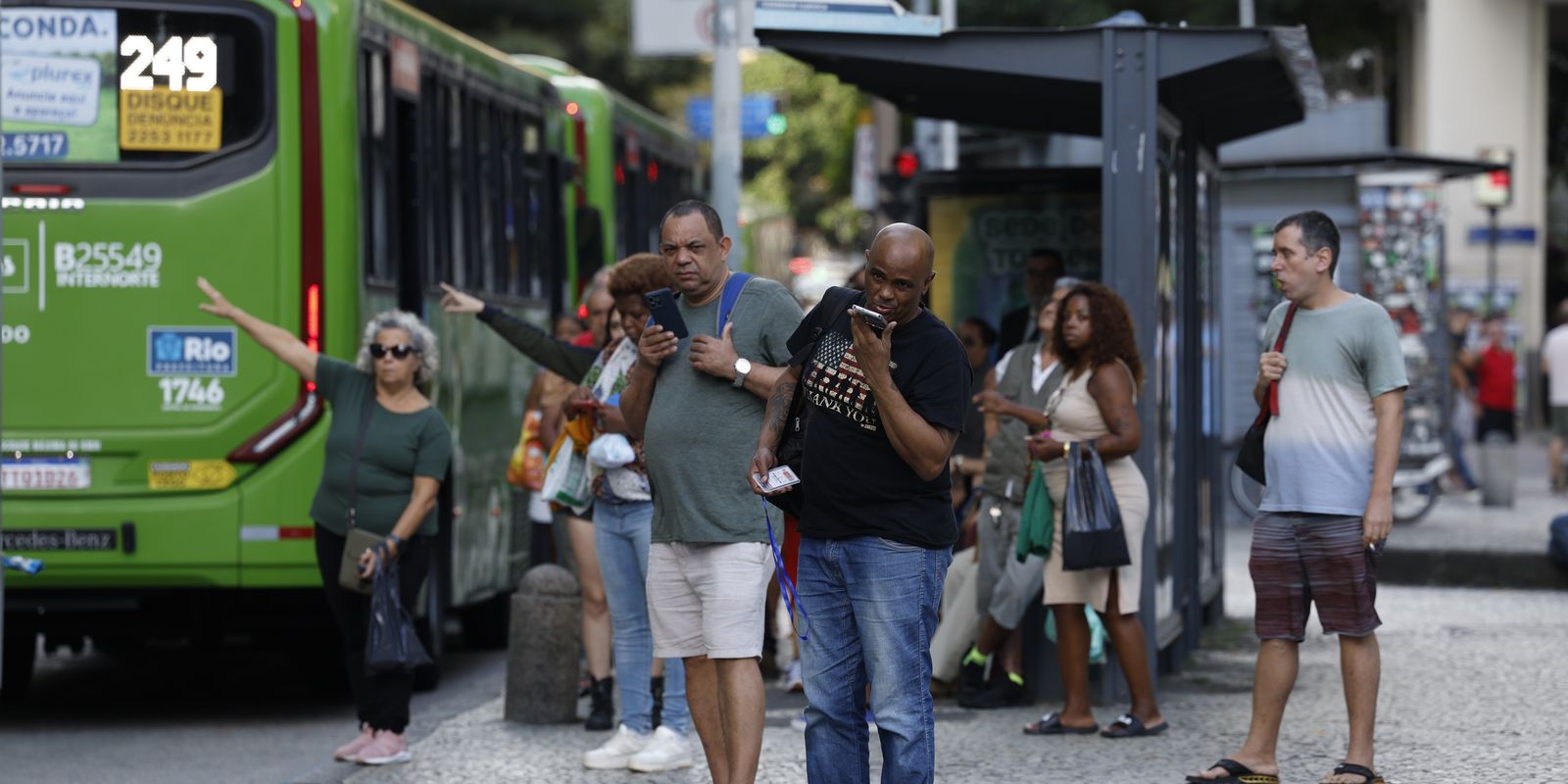 Marco legal do transporte público coletivo é sancionado com vetos por Lula