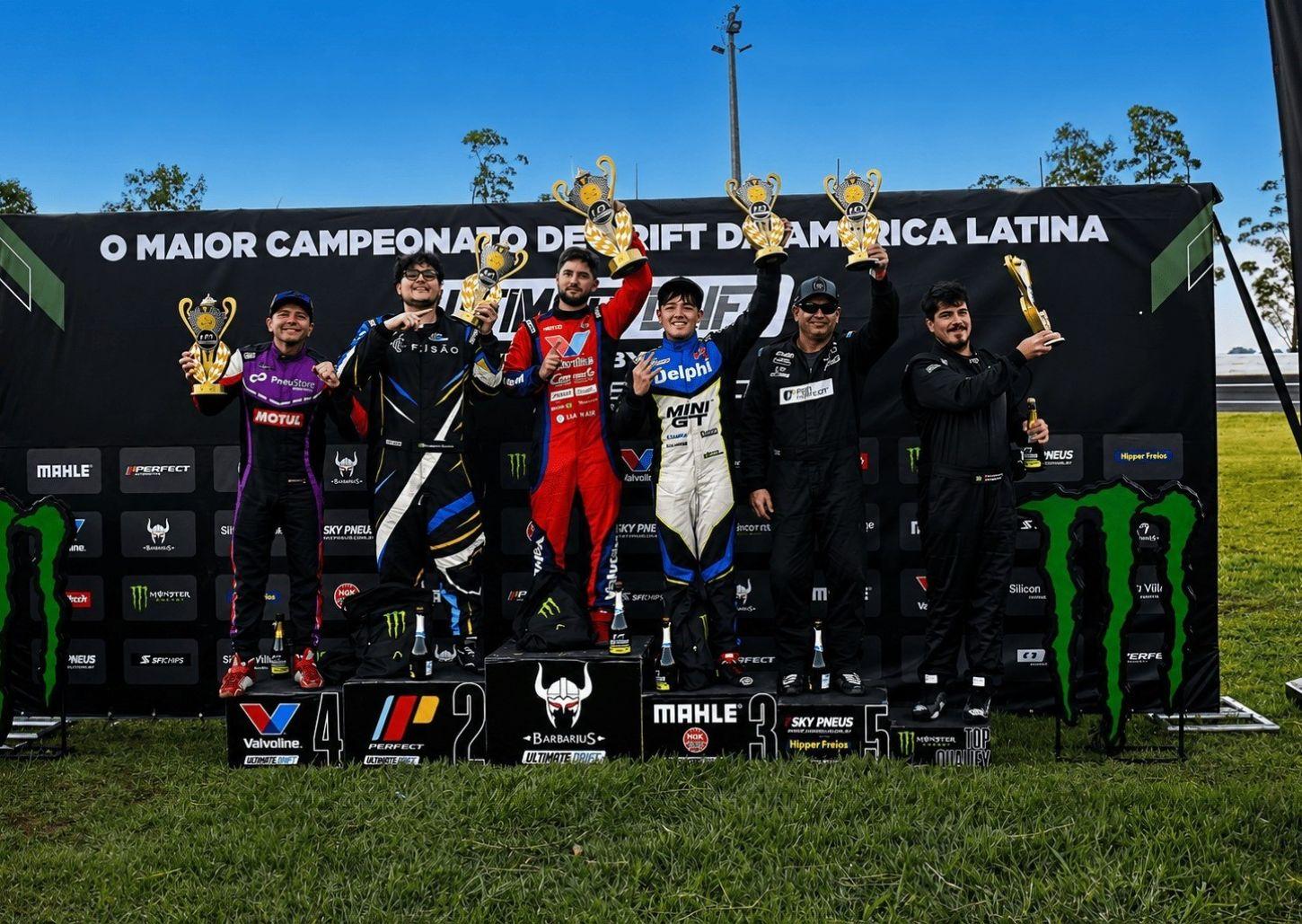 Márcio Kabeça conquista etapa do Brasileiro de Drift em Londrina e reforça presença catarinense na modalidade