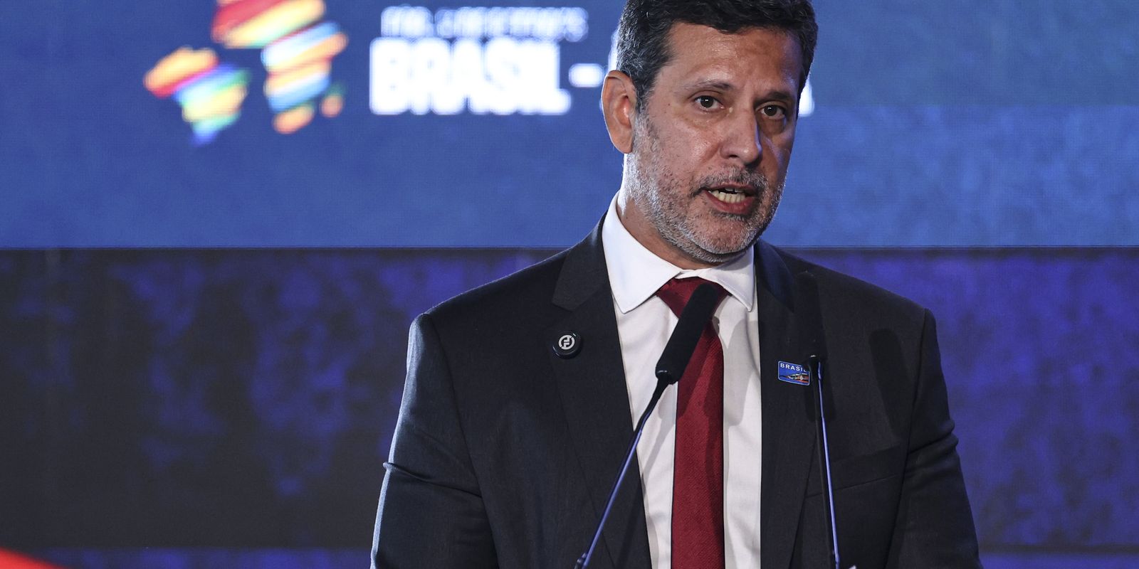 MEC: taxa de analfabetismo no Brasil atinge menor patamar histórico com apoio de políticas educacionais