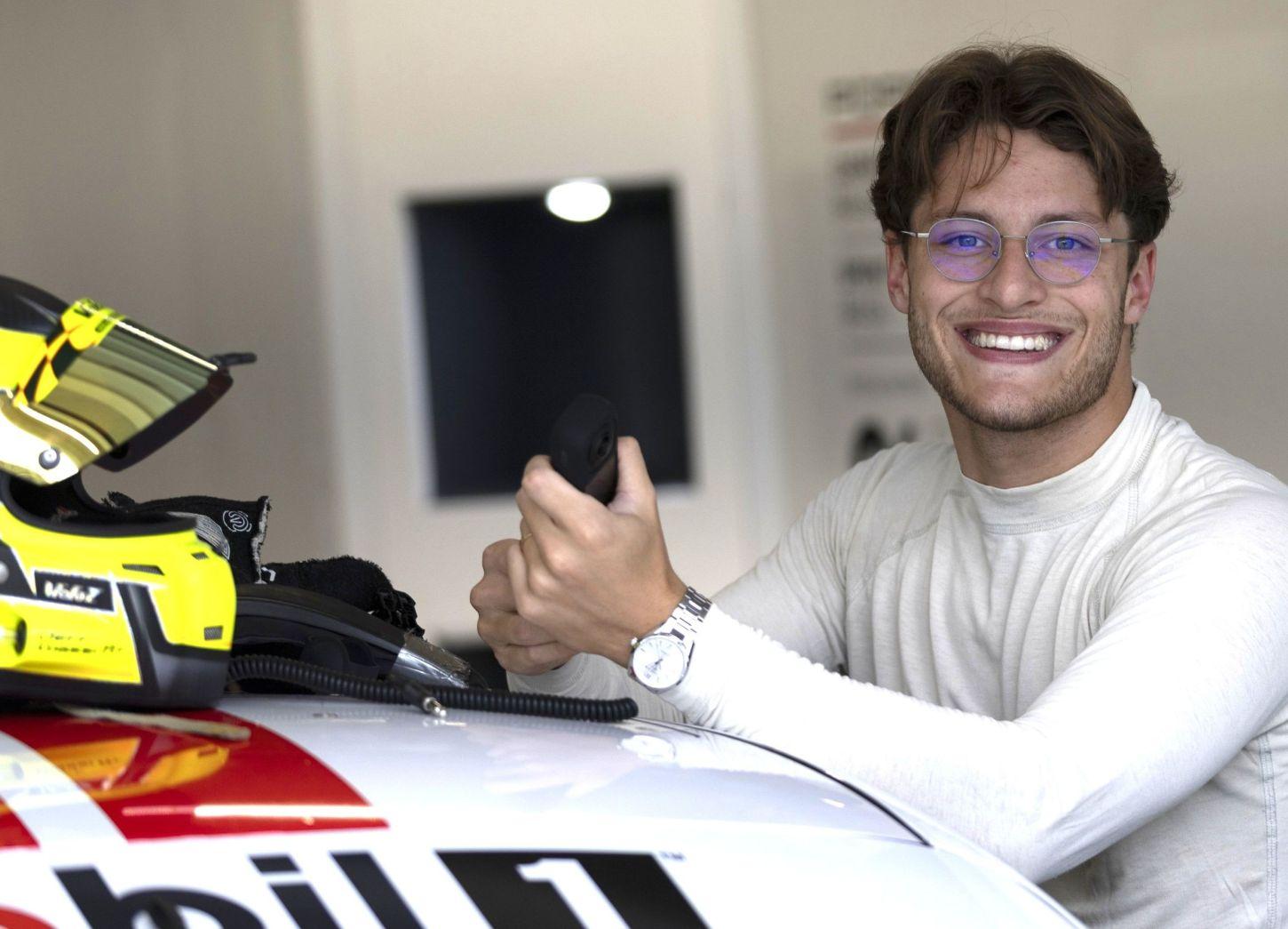 Piloto Jeff Giassi, morador de Balneário Camboriú, disputa etapa de Le Mans, da Porsche Cup Brasil