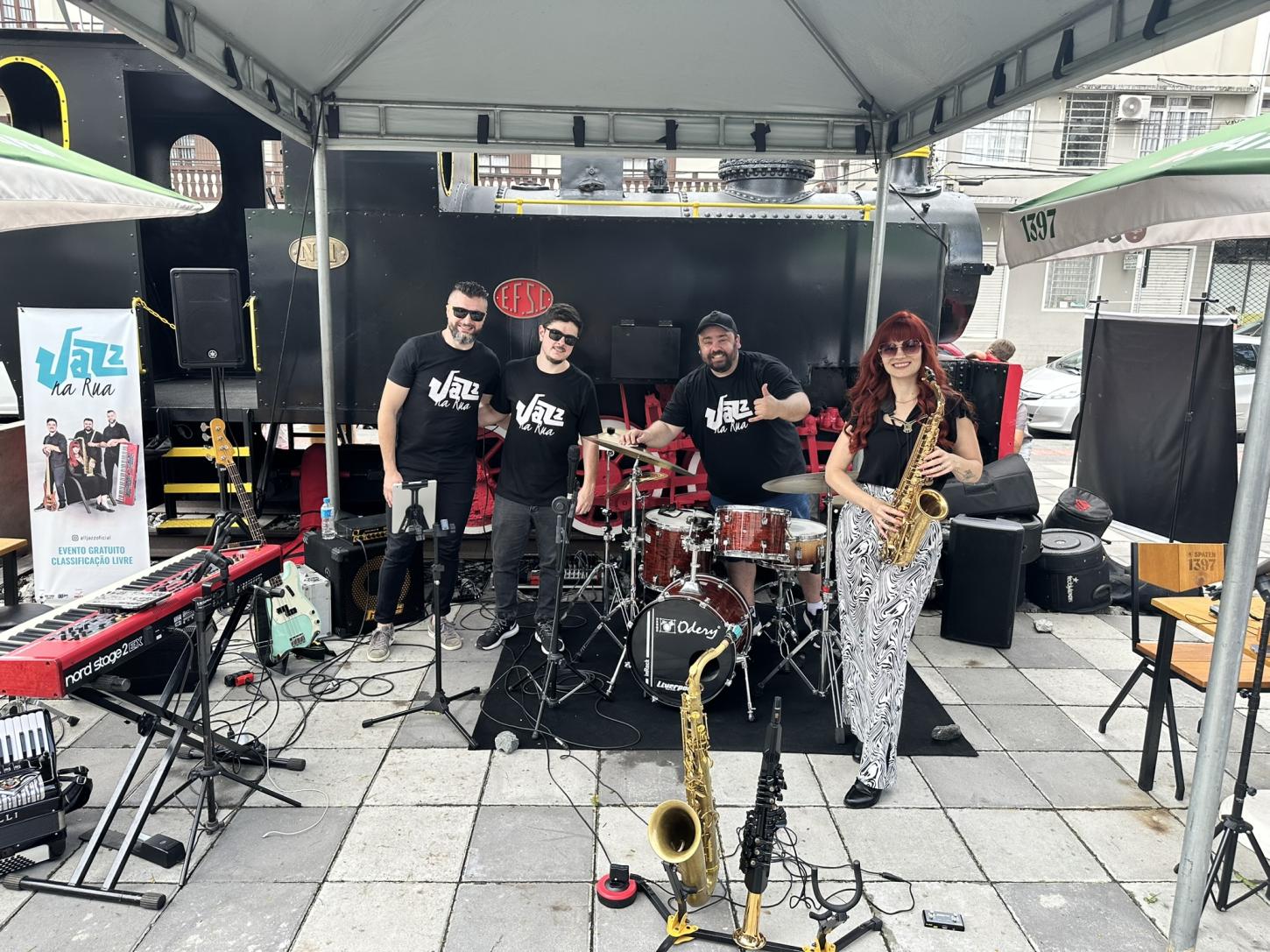 Primeira apresentação da 2ª temporada do Jazz na Rua ocorre neste domingo (21) na Praça do Teatro Carlos Gomes Blumenau