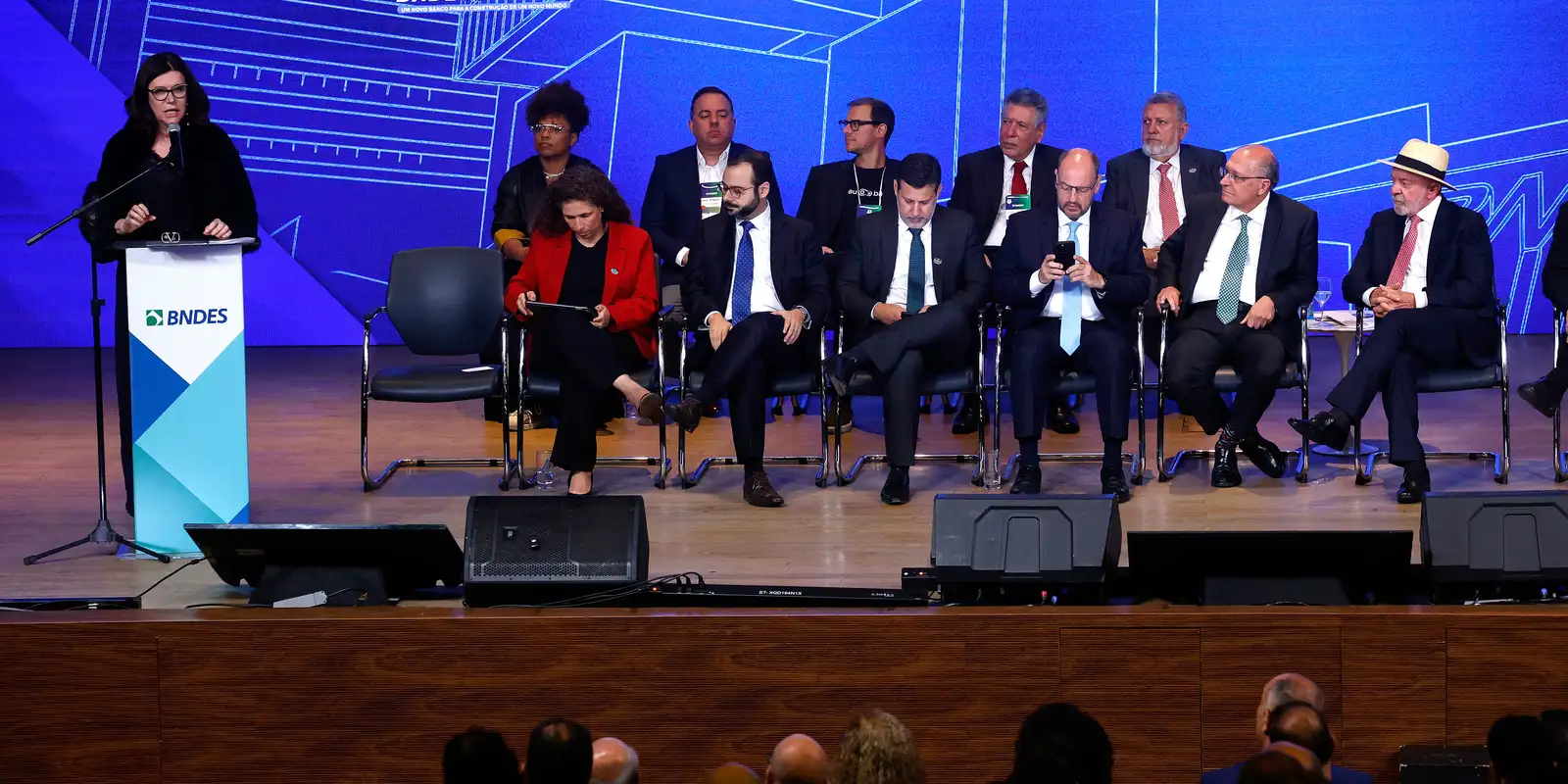Nova Indústria Brasil recebe R$ 140 bilhões adicionais em investimentos até 2024