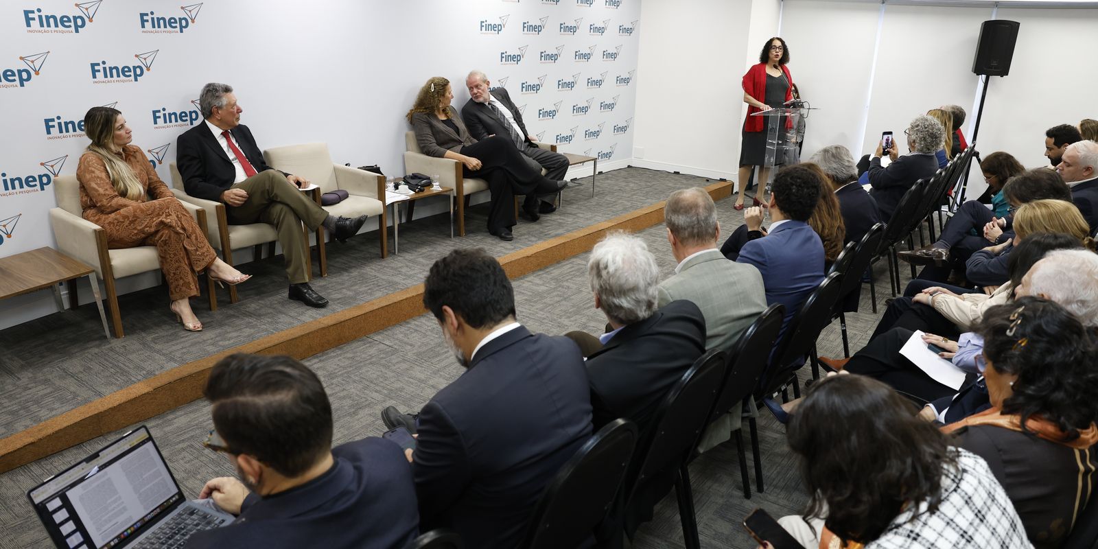 Tecnova 2026/2027 libera R$ 360 milhões para impulsionar a inovação em pequenas empresas
