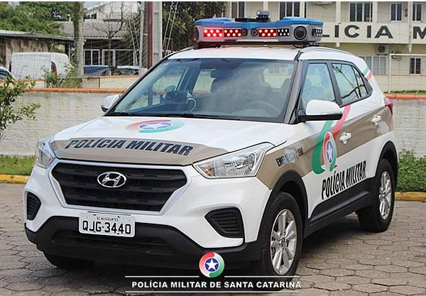 Suspeito de roubos violentos morre em confronto com a PM em Navegantes