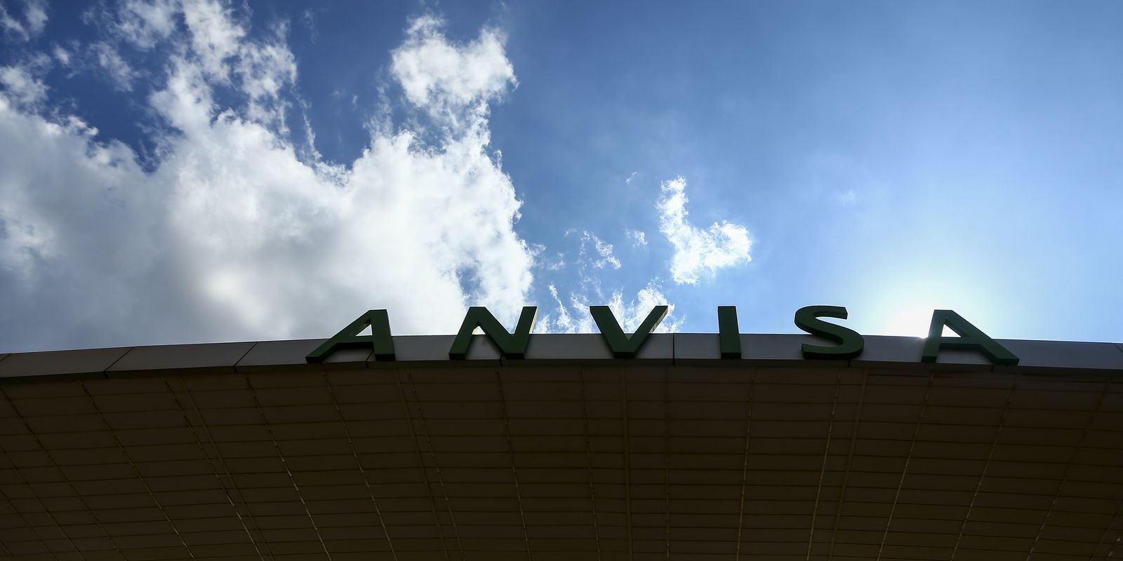 Anvisa ordena apreensão de lote falsificado de Mounjaro no Brasil