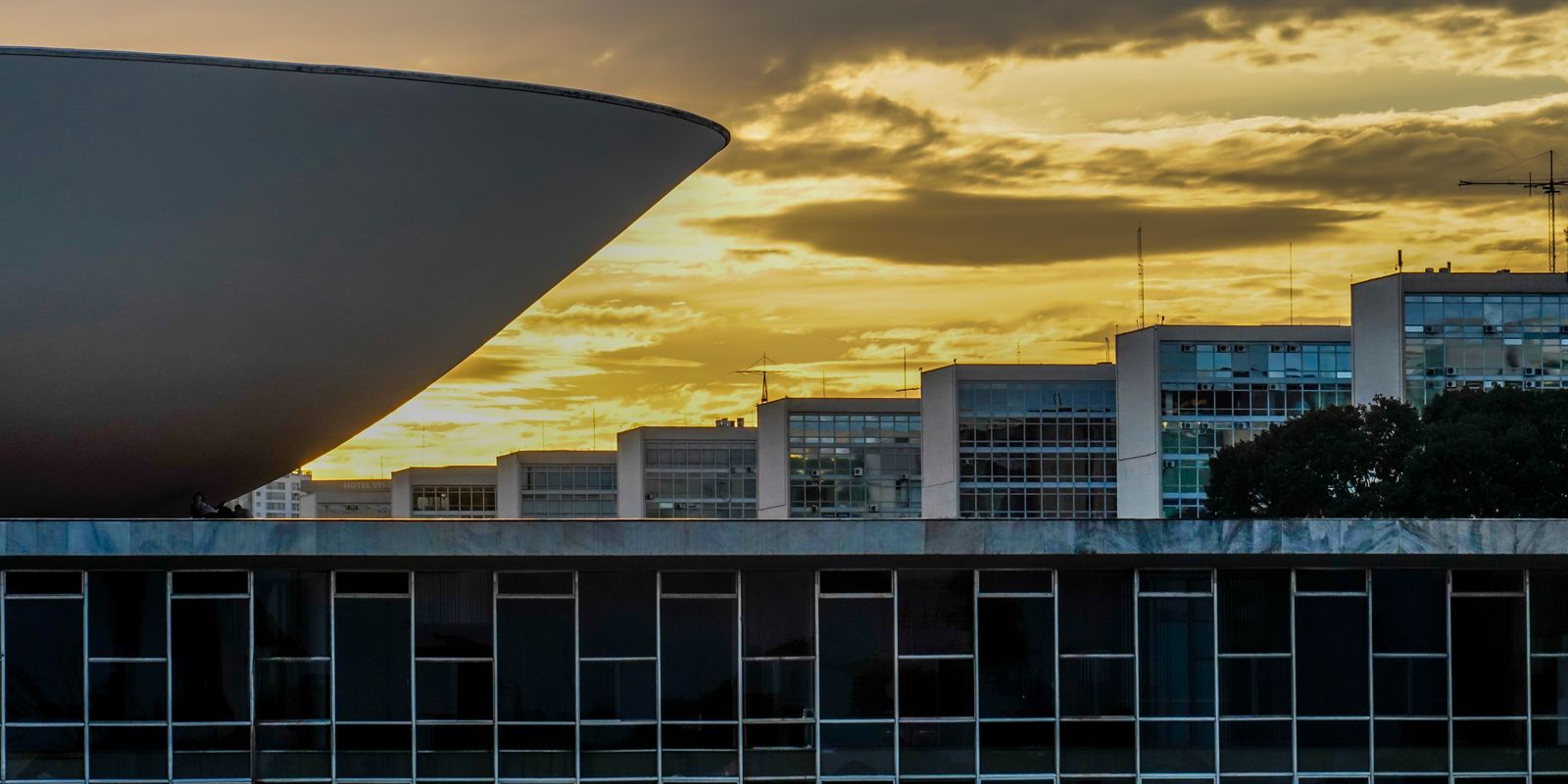 Câmara aprova pacote de créditos extras para defesa civil, meio ambiente e subsídio ao gás de cozinha