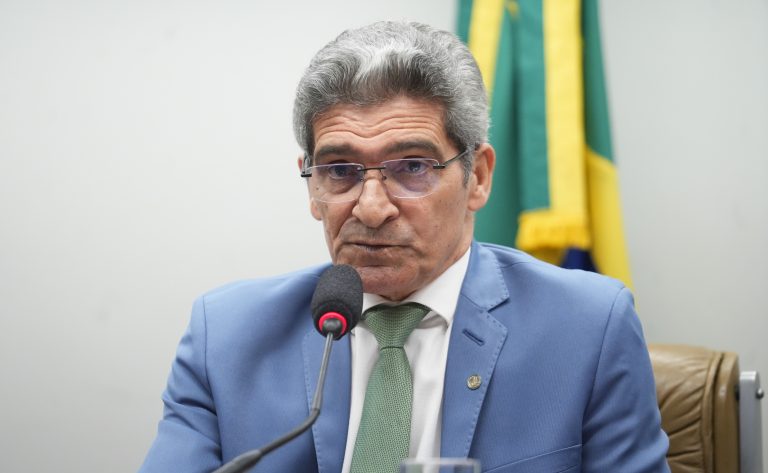 Comissão aprova acúmulo de seguro-defeso para pescador artesanal com trabalho temporário