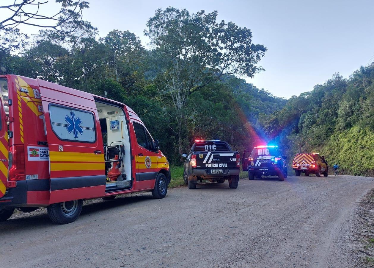 Idosa sequestrada em Biguaçu é encontrada viva em ribanceira na região da Cascata Berlim, em Gaspar