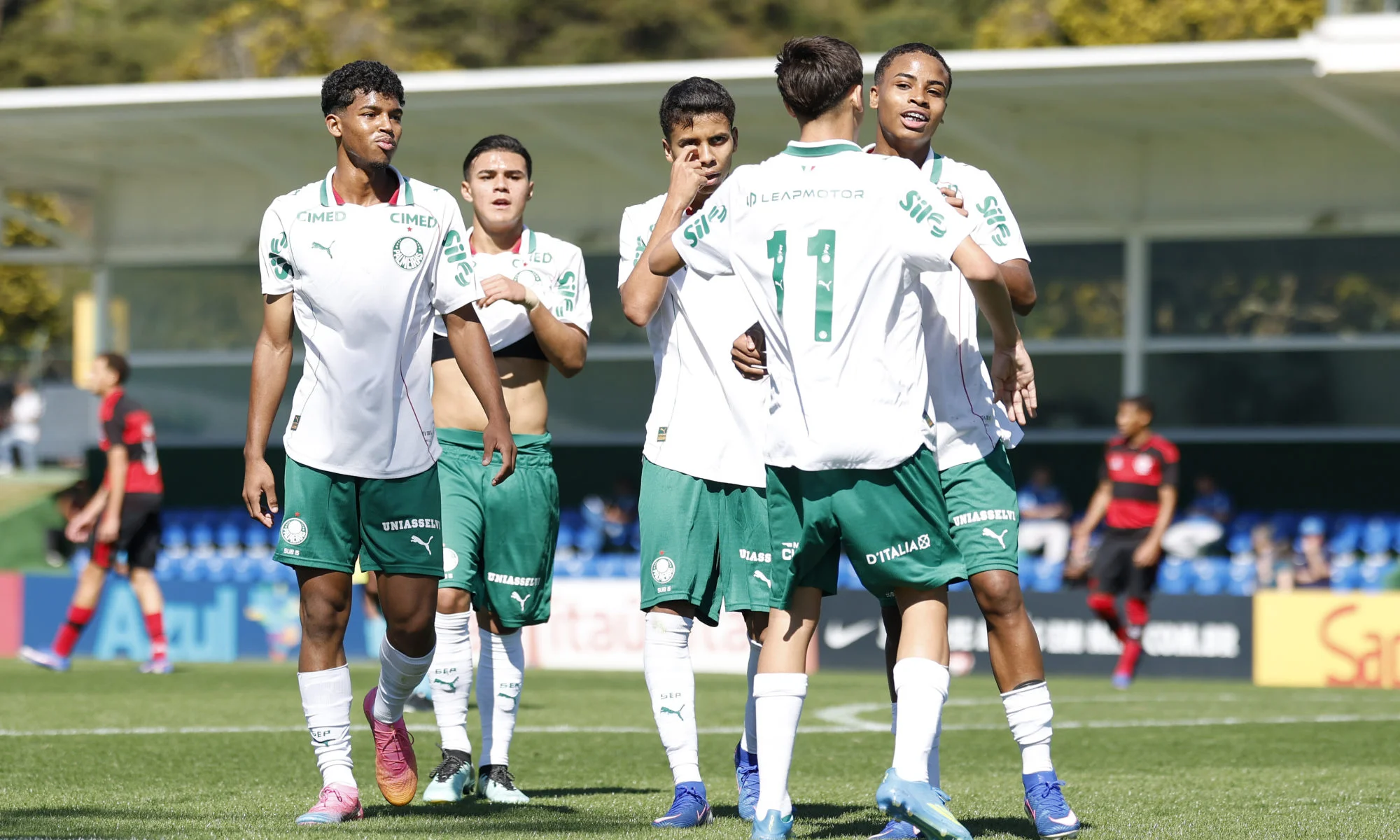 Palmeiras supera o Flamengo e garante vaga na final da Copa do Brasil sub-15