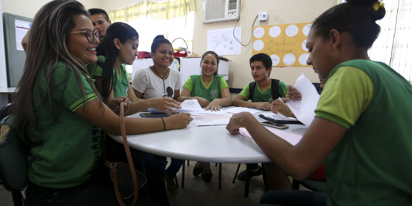 Pé-de-Meia libera nova parcela para estudantes nascidos em setembro e outubro