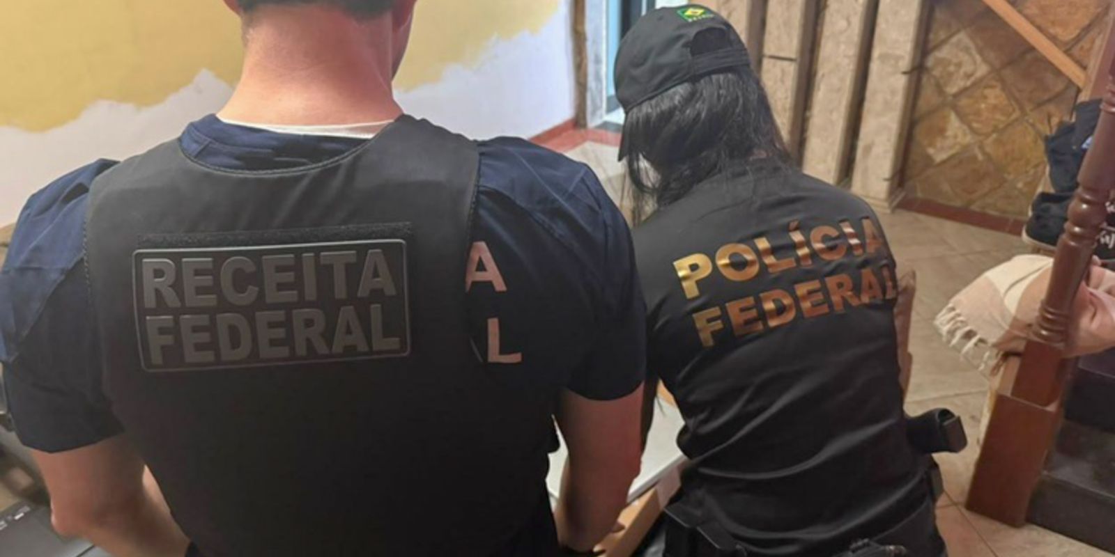 Polícia Federal deflagra Operação Backdoor para investigar desvio de bens da Receita no Rio