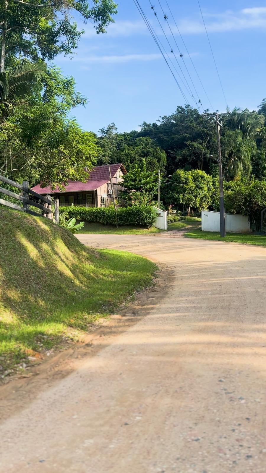 Prefeitura realiza lançamento da obra de pavimentação da Rua Reinhold Schroeder 