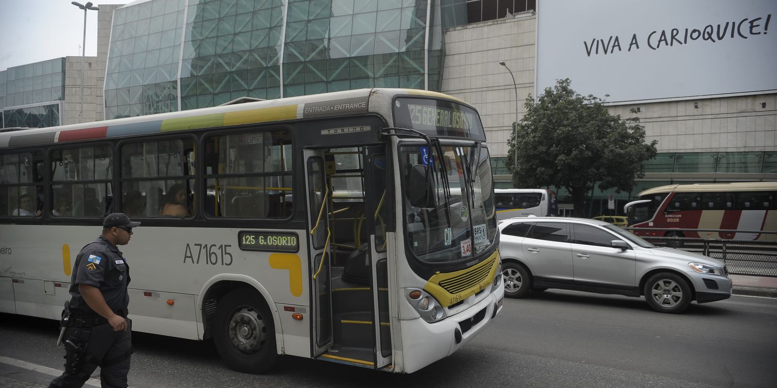 Rodoviários do Rio mantêm estado de greve e aguardam nova proposta
