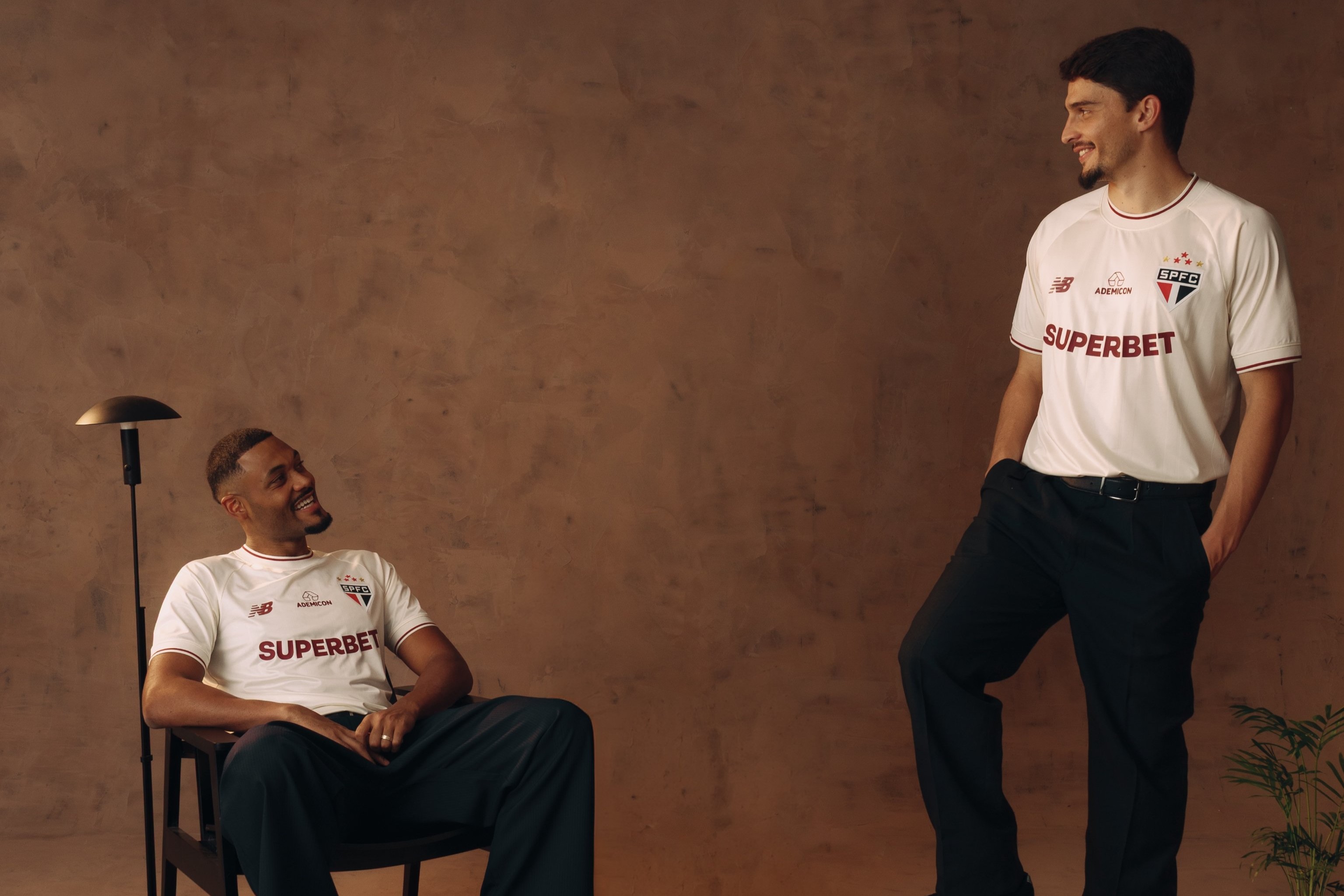 São Paulo lança terceira camisa inspirada na alfaiataria; confira