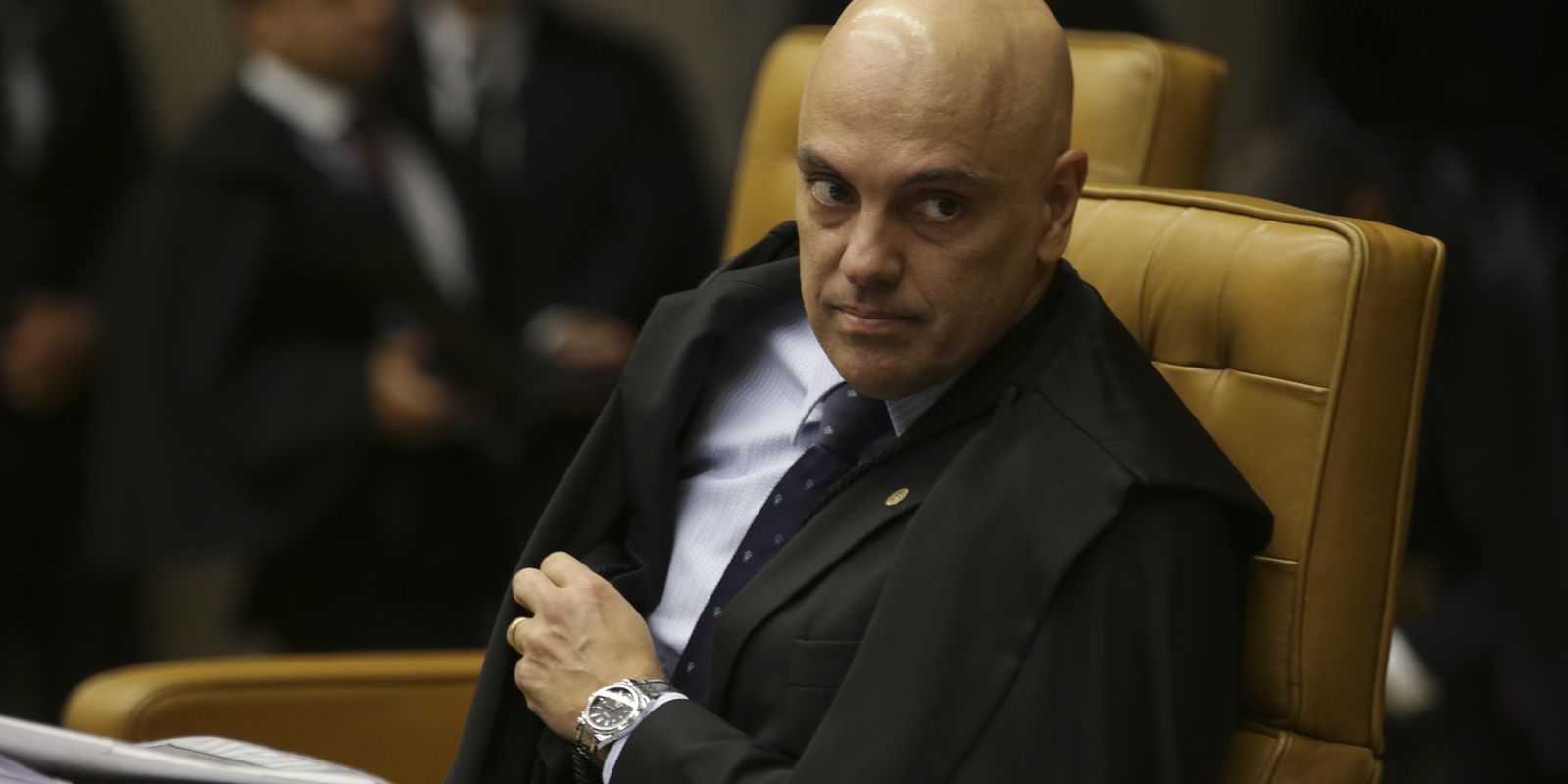 STF concede 48 horas para tribunais justificarem pagamentos a magistrados acima do teto