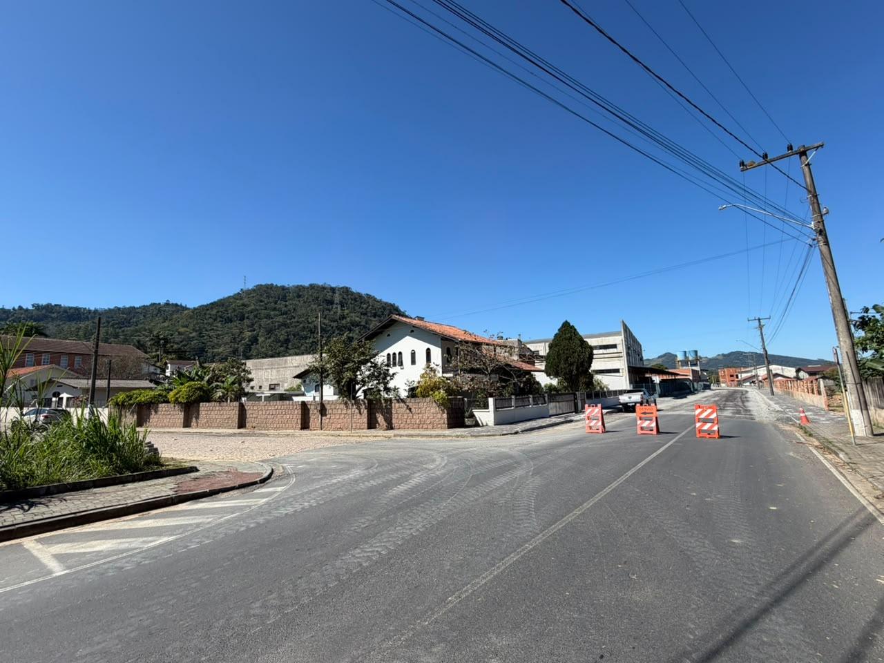 A partir deste domingo (23), a Av. Presidente Kennedy estará interditada novamente para a finalização das obras.