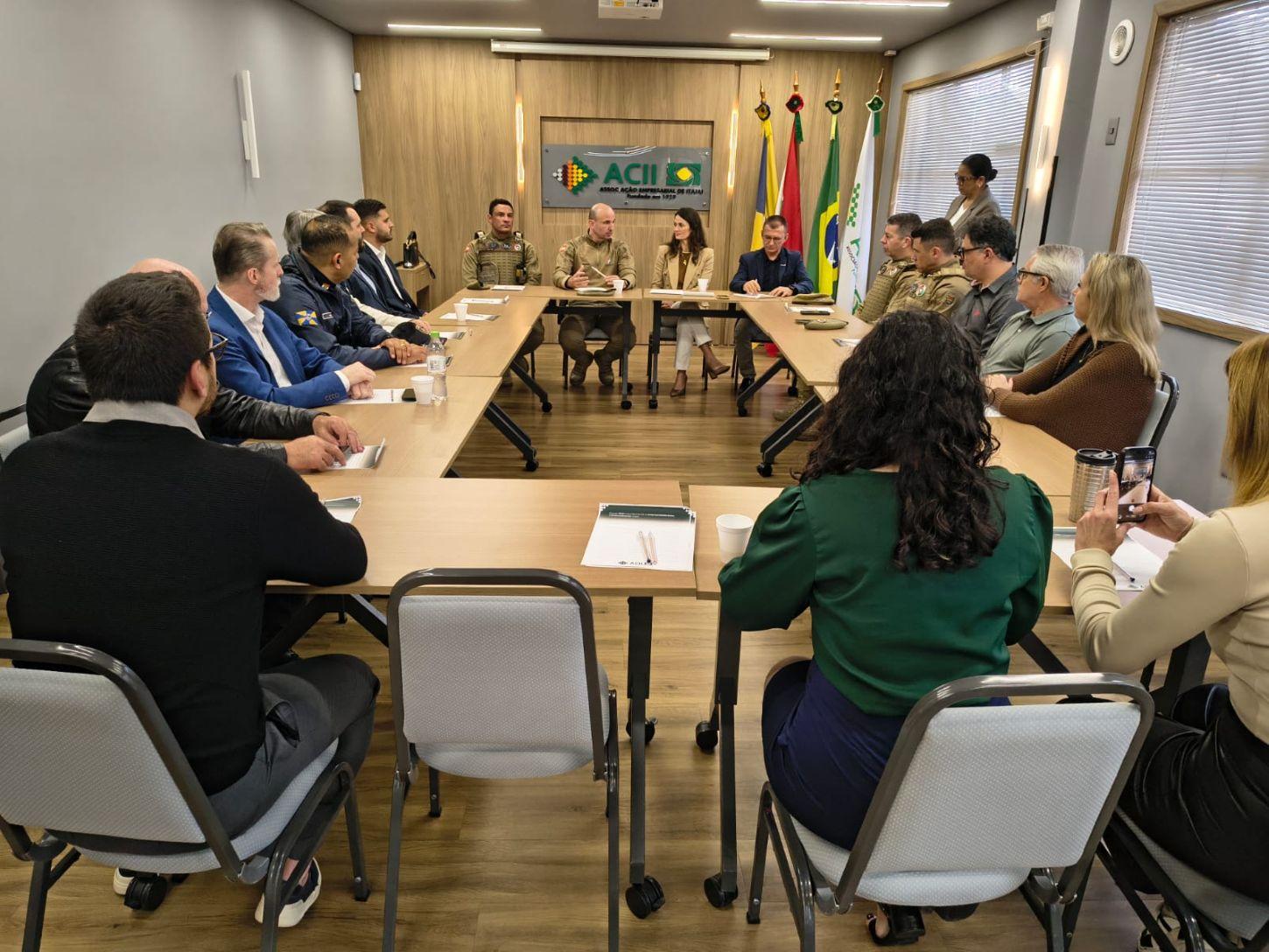 ACII e Conselho das Entidades cobram do comando-geral da PMSC mais policiais para Itajaí