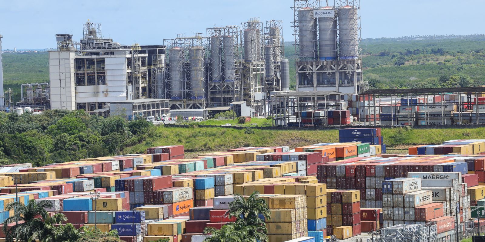 Amcham pede diálogo e rejeita retaliações às tarifas comerciais dos EUA