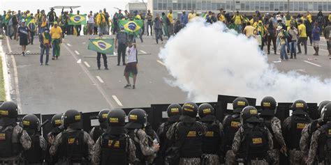 Em tempos de pavio curto: quando a política vira culto, intolerância e ameaça à convivência