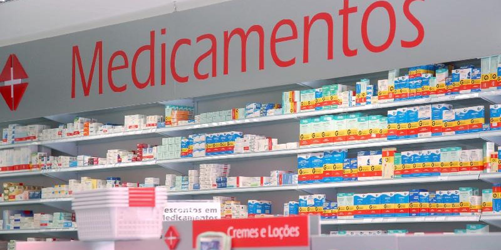 O programa Farmácia Popular estuda oferecer exames de sangue e testes rápidos no Brasil