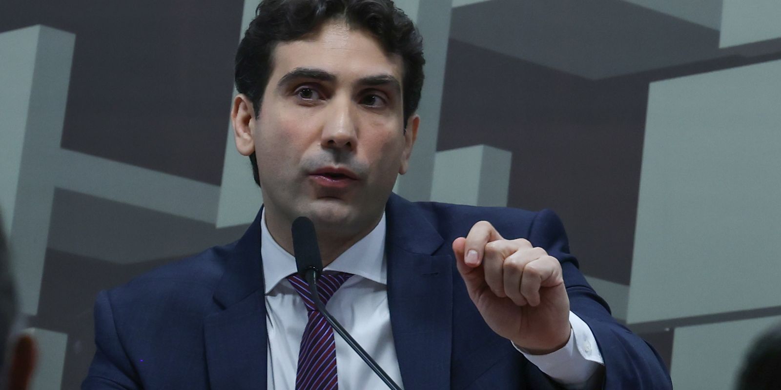 Galípolo rebate instituições que pressionam uso do Fundo Garantidor de Crédito